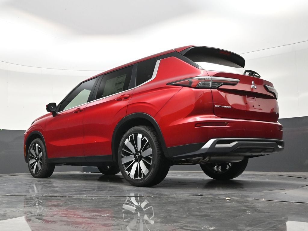 2026 Mitsubishi Outlander SE