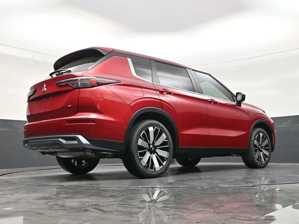 2026 Mitsubishi Outlander SE