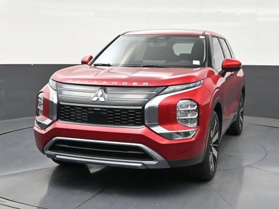 2026 Mitsubishi Outlander SE