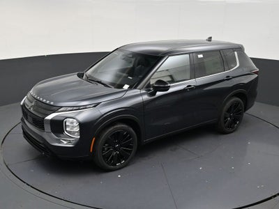 2026 Mitsubishi Outlander LE