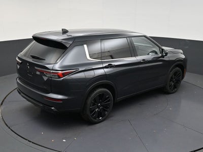 2026 Mitsubishi Outlander LE
