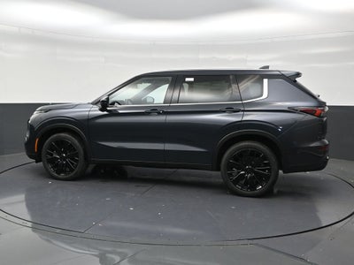 2026 Mitsubishi Outlander LE