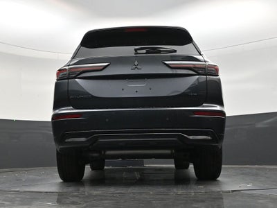 2026 Mitsubishi Outlander LE