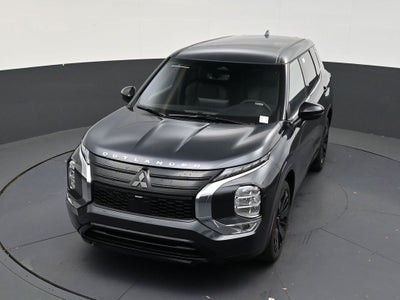 2026 Mitsubishi Outlander LE