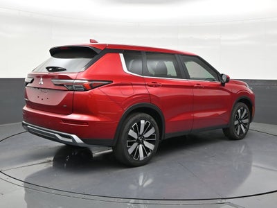 2026 Mitsubishi Outlander SE