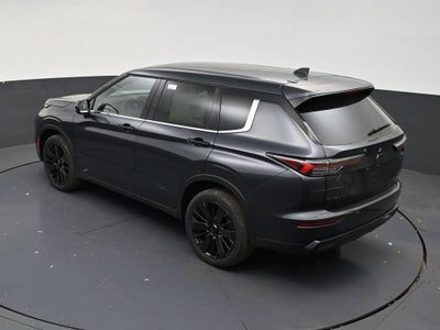 2026 Mitsubishi Outlander LE