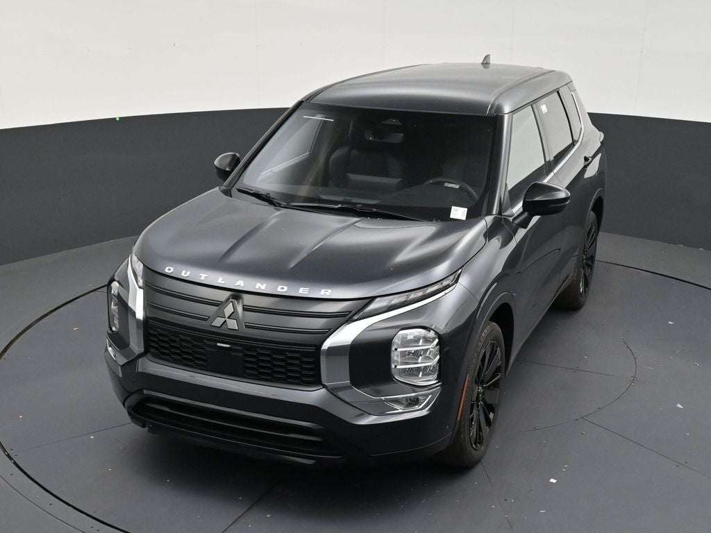 2026 Mitsubishi Outlander LE