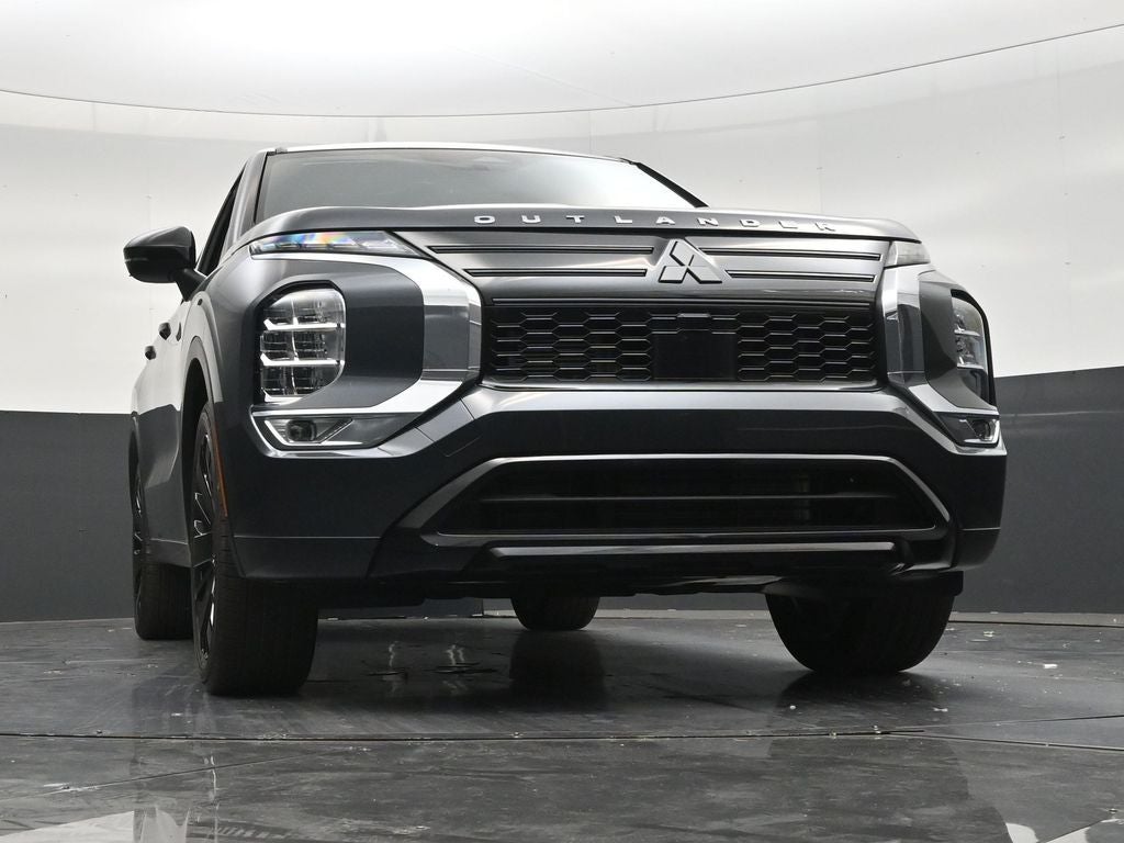 2026 Mitsubishi Outlander LE