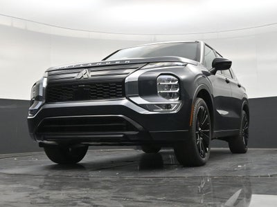 2026 Mitsubishi Outlander LE