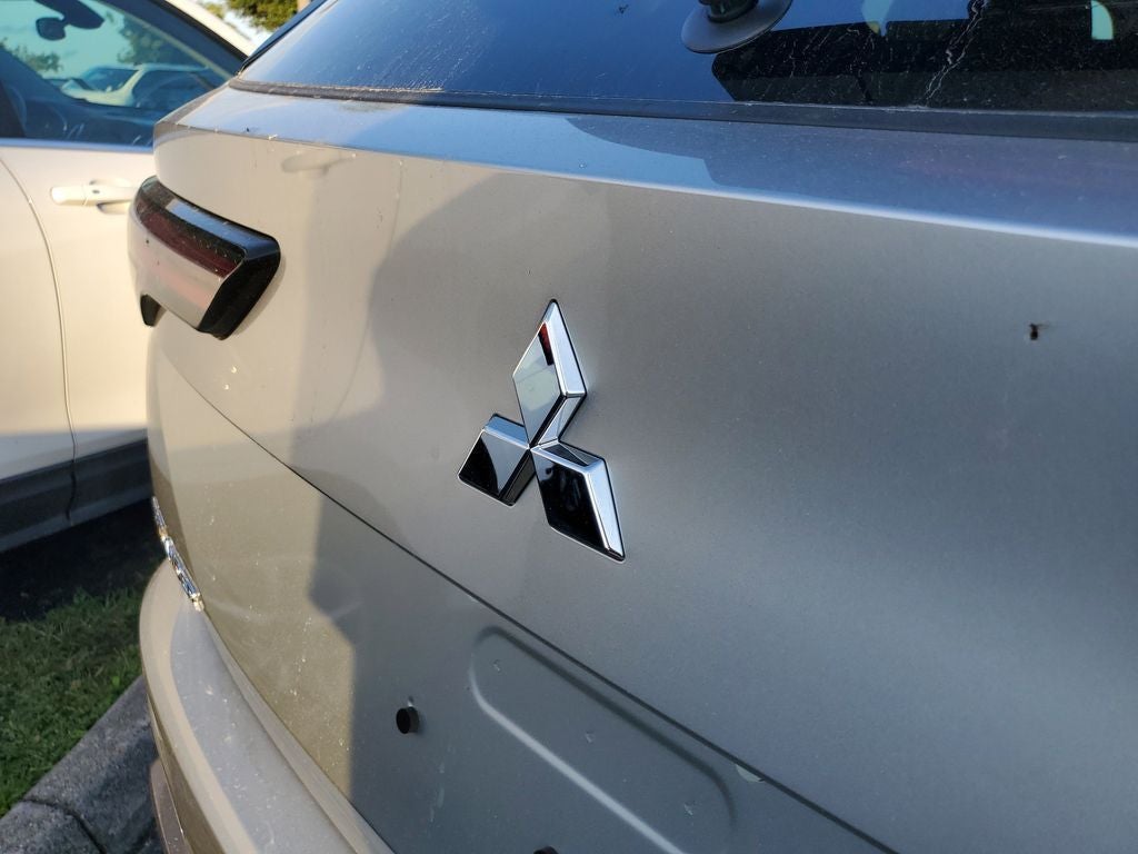 2026 Mitsubishi Outlander SEL