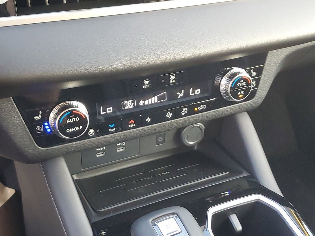 2026 Mitsubishi Outlander SEL