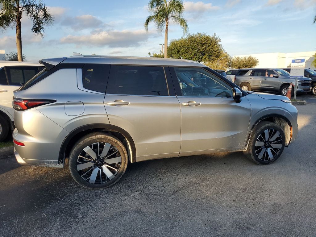 2026 Mitsubishi Outlander SEL