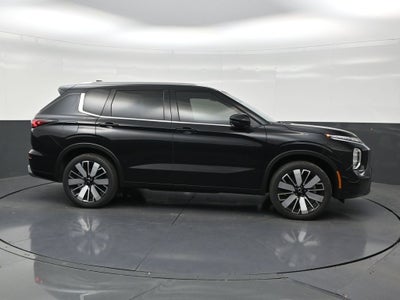 2026 Mitsubishi Outlander SEL