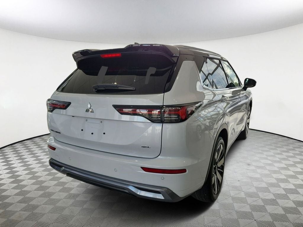 2026 Mitsubishi Outlander SEL
