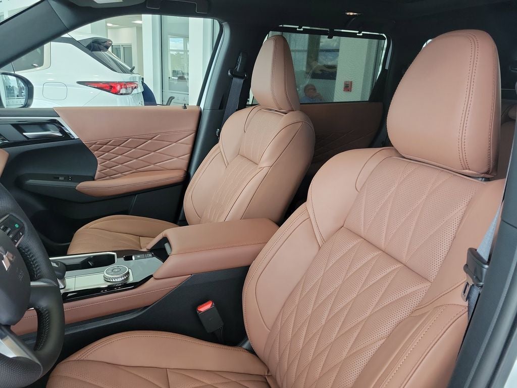 2026 Mitsubishi Outlander SEL