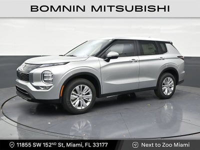 2026 Mitsubishi Outlander ES