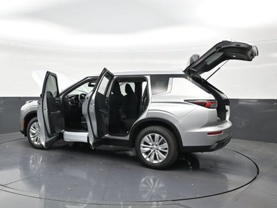 2026 Mitsubishi Outlander ES