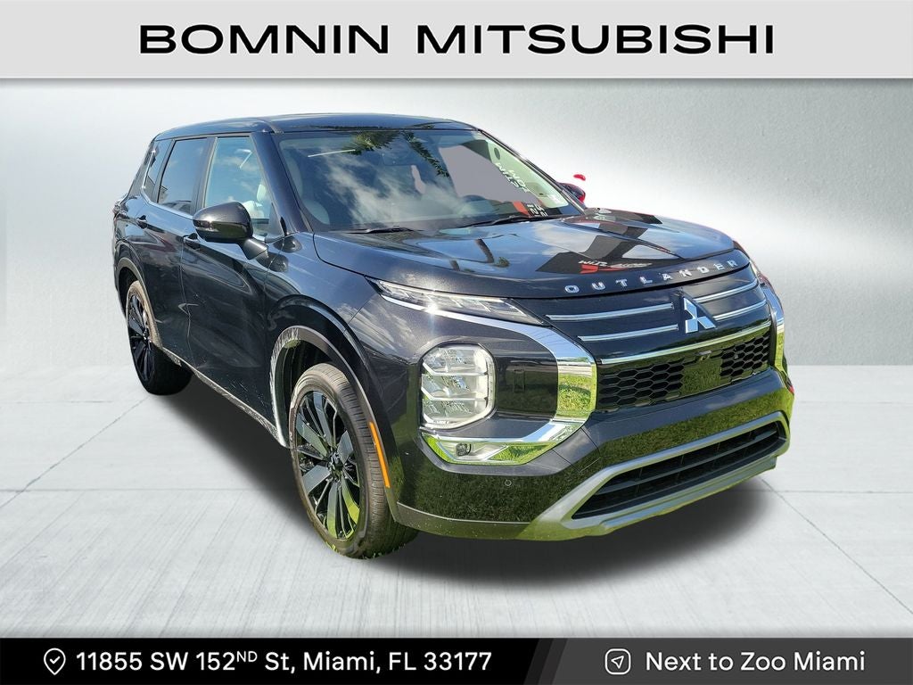 2025 Mitsubishi Outlander SE