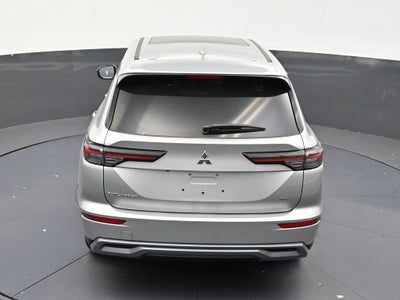 2026 Mitsubishi Outlander LE