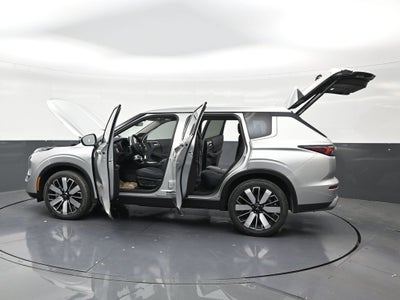 2026 Mitsubishi Outlander LE