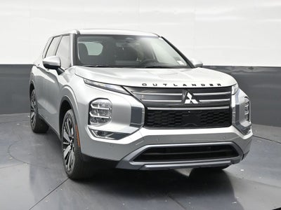 2026 Mitsubishi Outlander LE