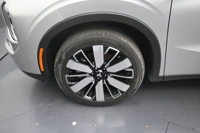 2026 Mitsubishi Outlander LE