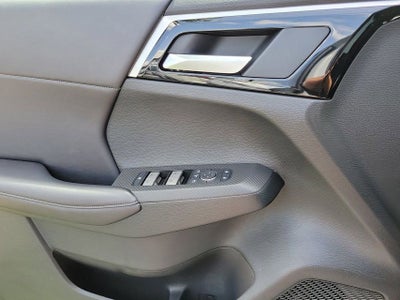 2025 Mitsubishi Outlander PHEV SE