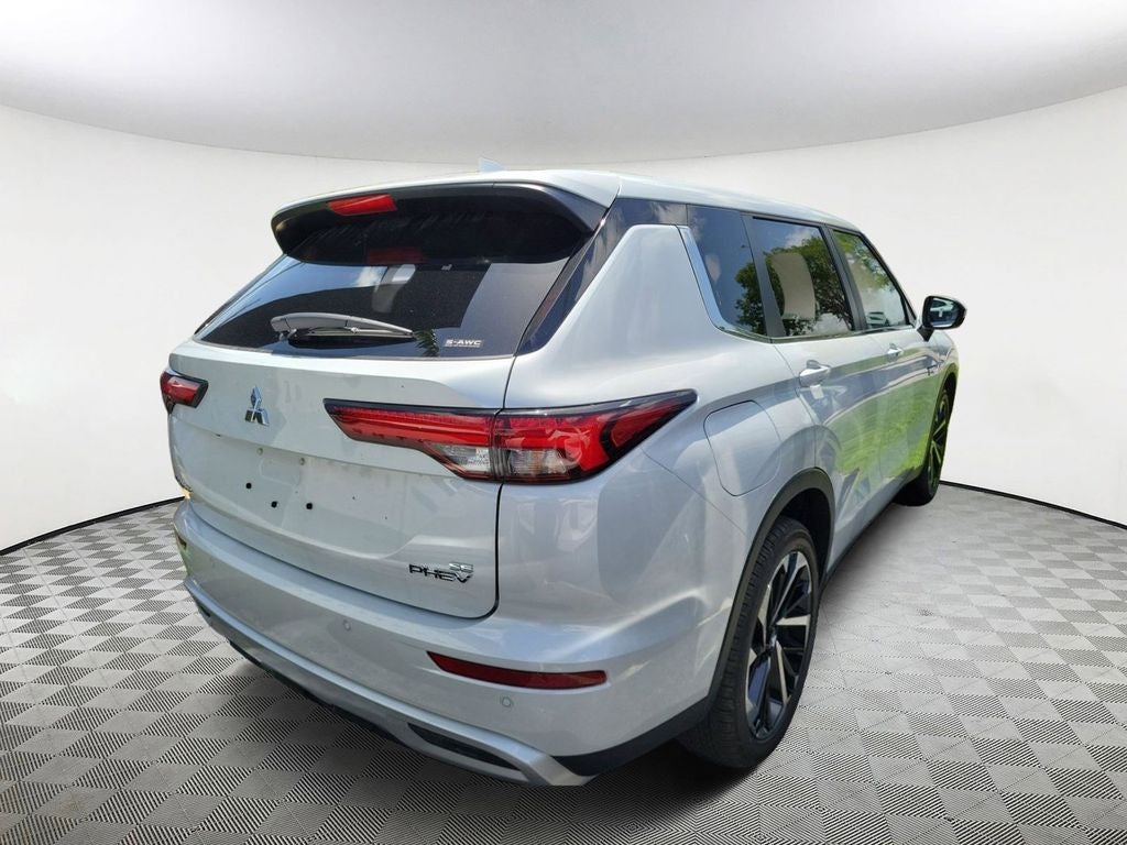 2025 Mitsubishi Outlander PHEV SE