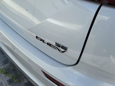 2025 Mitsubishi Outlander PHEV SE