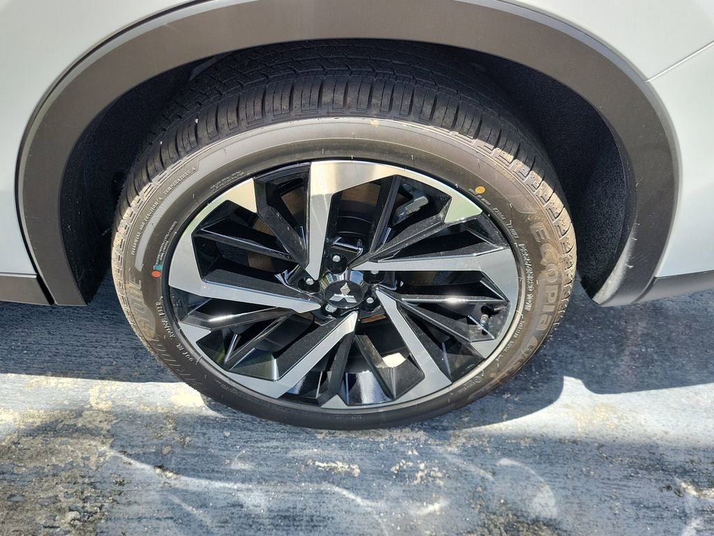 2025 Mitsubishi Outlander PHEV SE