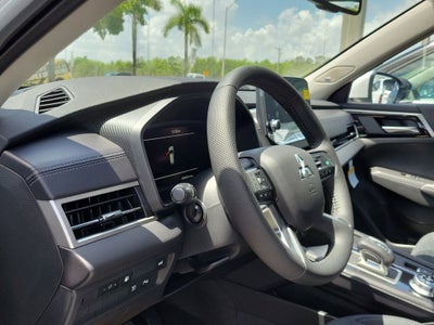 2025 Mitsubishi Outlander PHEV SE