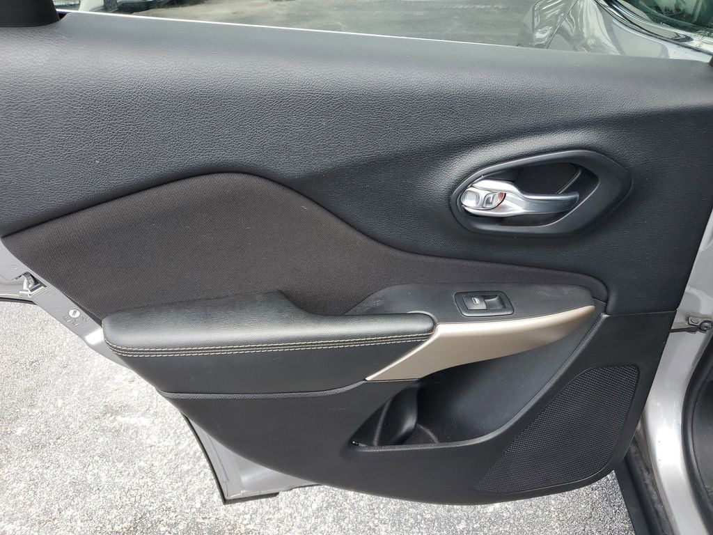 2018 Jeep Cherokee Latitude