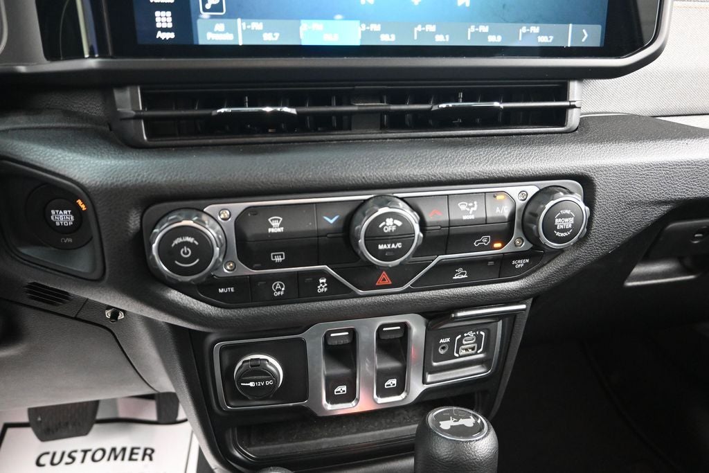 2025 Jeep Wrangler Sport