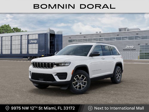 2027 Jeep Grand Cherokee Laredo