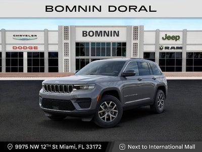 2027 Jeep Grand Cherokee Laredo