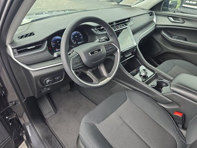 2023 Jeep Grand Cherokee Laredo X