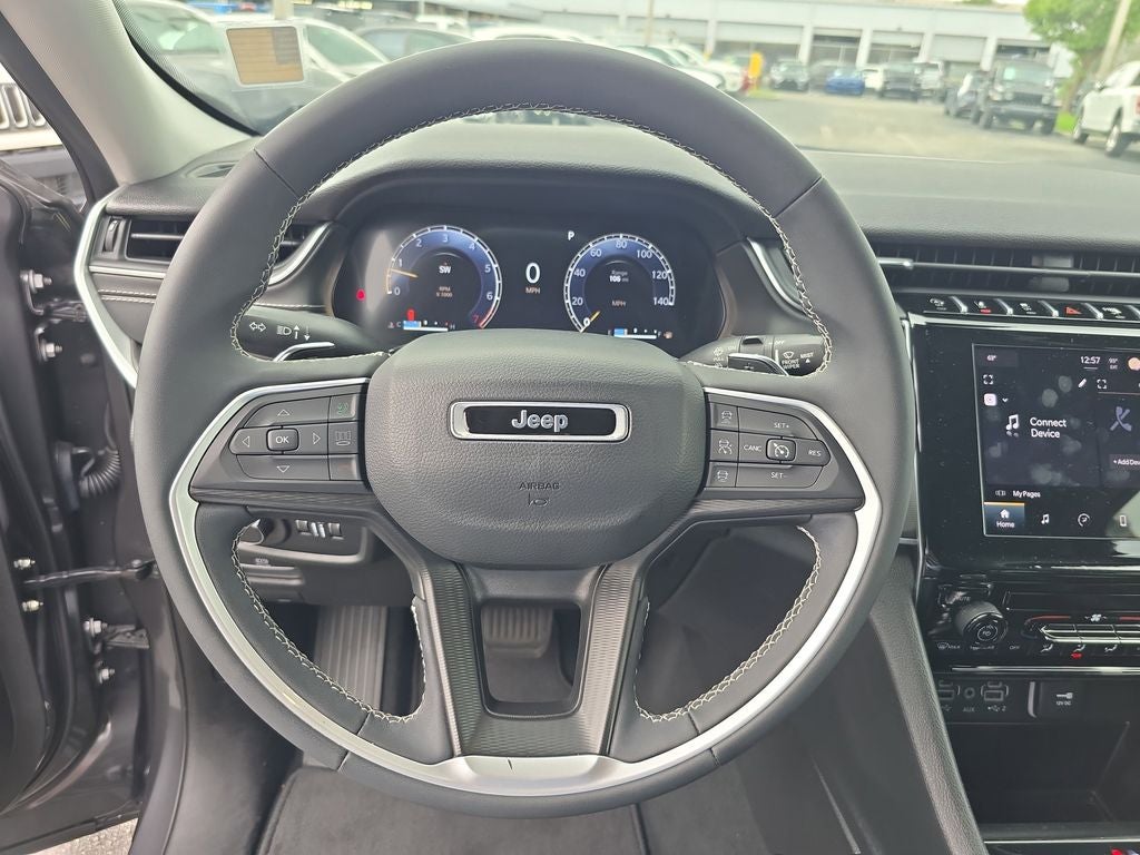 2023 Jeep Grand Cherokee Laredo X