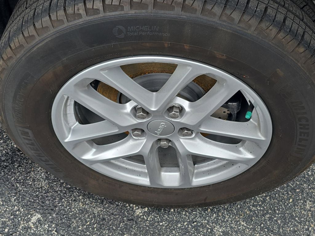 2023 Jeep Grand Cherokee Laredo X