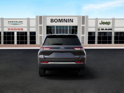 2026 Jeep Grand Cherokee Laredo