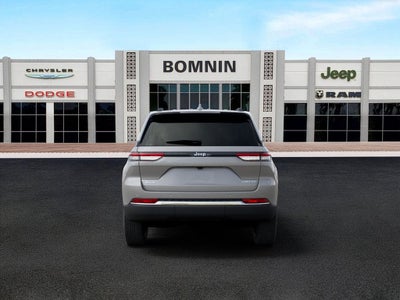 2026 Jeep Grand Cherokee Laredo