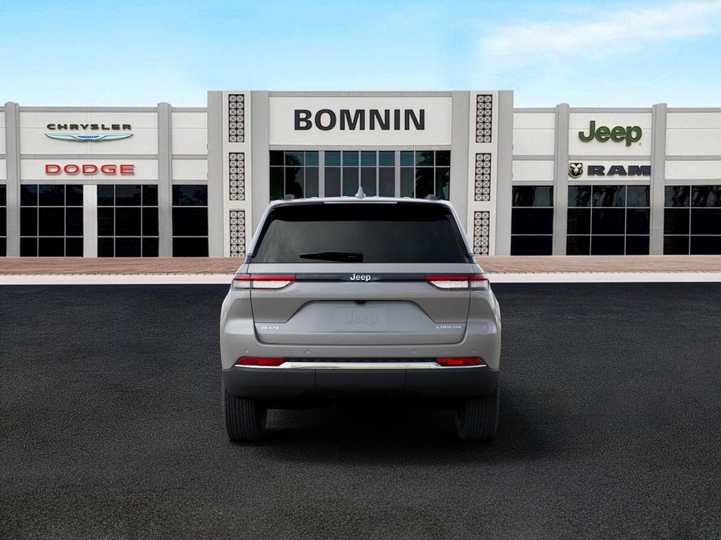 2026 Jeep Grand Cherokee Laredo