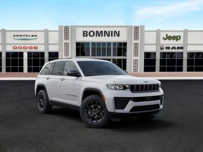 2026 Jeep Grand Cherokee Laredo