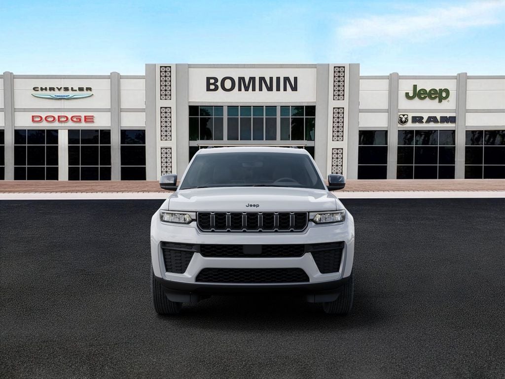 2026 Jeep Grand Cherokee Laredo