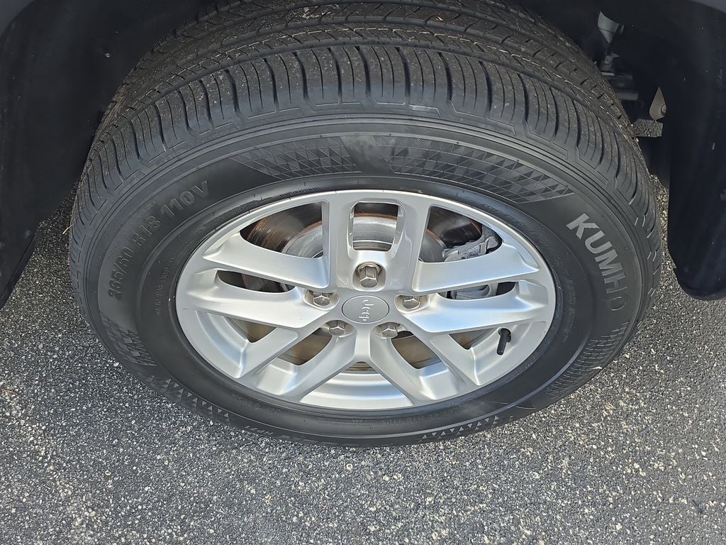 2022 Jeep Grand Cherokee L Laredo