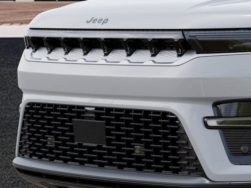 2026 Jeep Grand Wagoneer 4x2