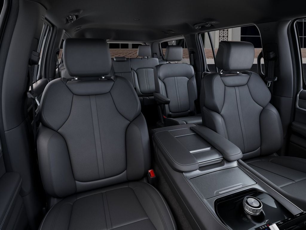 2026 Jeep Grand Wagoneer 4x2