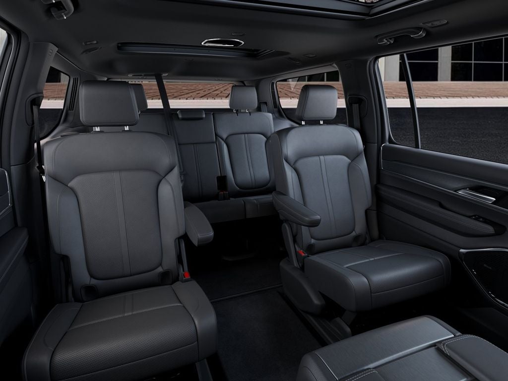 2026 Jeep Grand Wagoneer 4x2