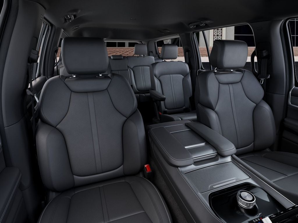 2026 Jeep Grand Wagoneer 4x2
