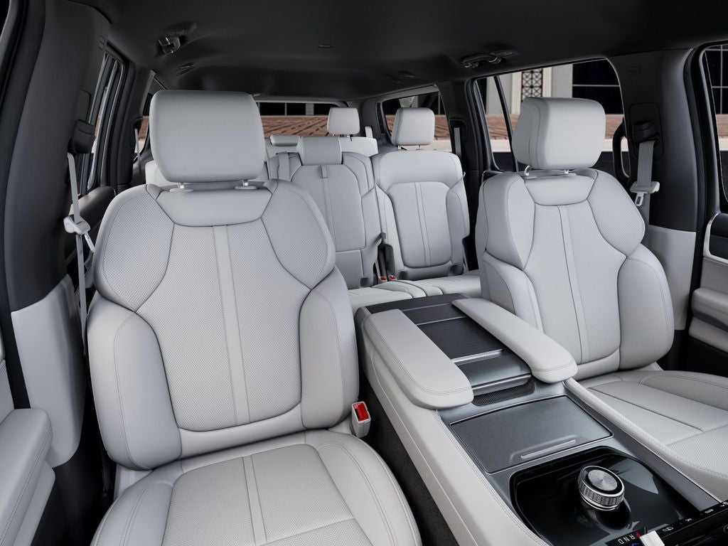 2026 Jeep Grand Wagoneer 4x2