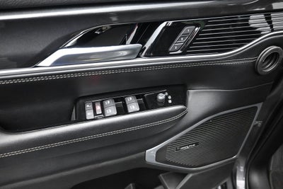 2023 Jeep Wagoneer Base